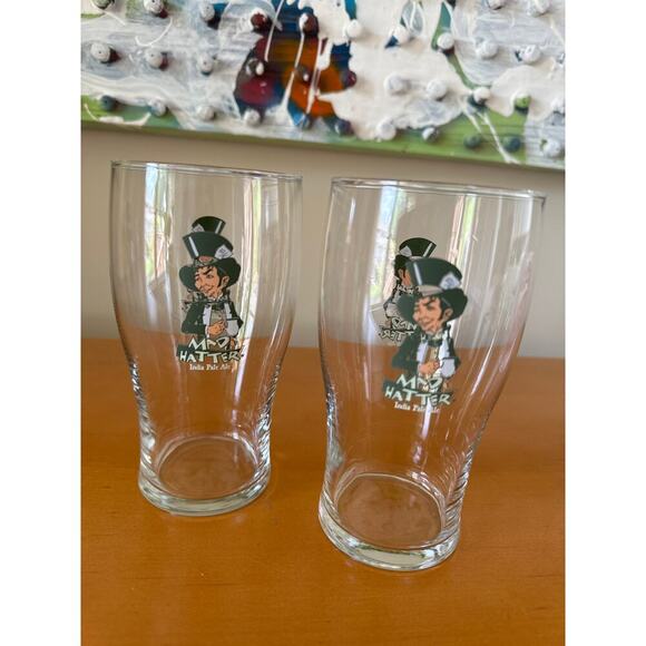 Mad Hatter India Ale Beer Glasses - Picture 1 of 4
